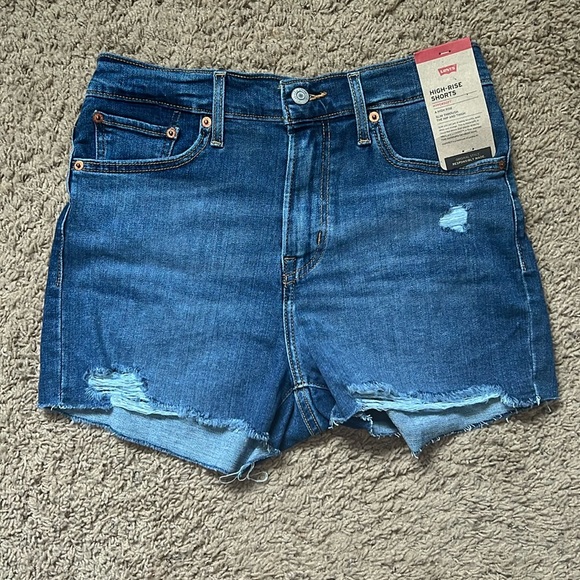 Levi’s Denim shorts - Picture 1 of 3